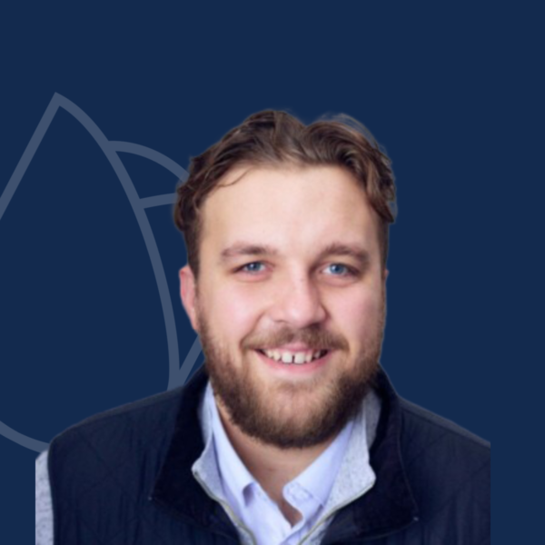 LinkedIn Headshot (2)